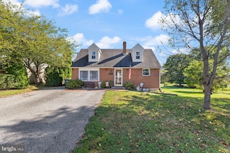 2755 Anita Dr, Dover, PA 17315