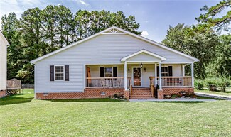848 E Magnolia Ave, West Point, VA 23181