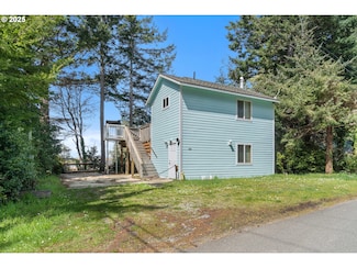 1201 California St, Port Orford, OR 97465