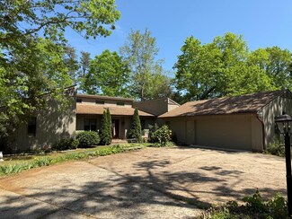 109 Kingfisher Cir, Weems, VA 22576