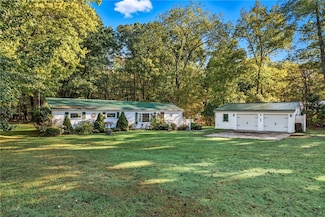 571 Buckeye Dr, Sharpsville, PA 16150