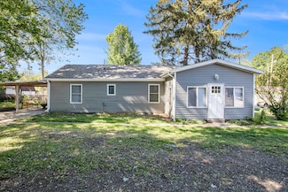 405 N Red Bud Trail, Buchanan, MI 49107