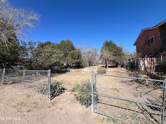 209 Easter Way, El Paso, TX 79915