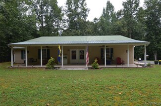 901 Coles Creek Ln, New Canton, VA 23123