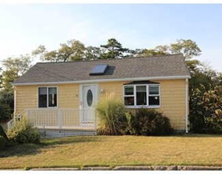 23 Circuit Ave, Wareham, MA 02571