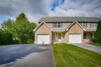 5653 Kart Dr, Allentown, PA 18106
