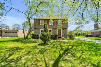 7438 N Seneca Rd, Milwaukee, WI 53217