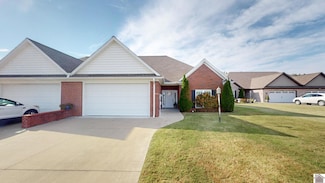 111 Twinson Ct, Paducah, KY 42001