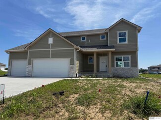 6313 N 209th St, Elkhorn, NE 68022
