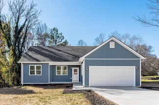 242 Seminole Dr, Madison Heights, VA 24572