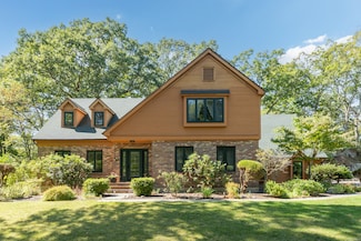 155 Stony Creek Rd, Branford, CT 06405