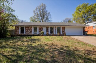 2407 Mida Ave, Springdale, AR 72762