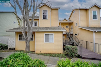 735 Buchanan St Unit 204, Benicia, CA 94510