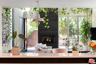 417 Venice Way, Venice, CA 90291