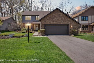 4463 Copperhill Dr Unit 57, Okemos, MI 48864