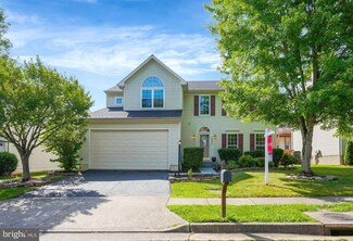 8082 Towering Oak Way, Manassas, VA 20111