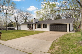 704 King St, Mount Vernon, MO 65712