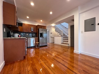 2 Mount Pleasant Place Unit 2, Roxbury, MA 02119