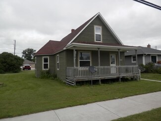 W13988 Railroad St, Engadine, MI 49827