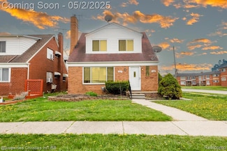 17776 Marquette St, Roseville, MI 48066