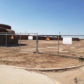 601 E 10th St, Imperial, CA 92251