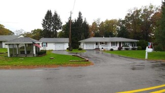 121 Maple Shade Rd, Cranberry, PA 16319