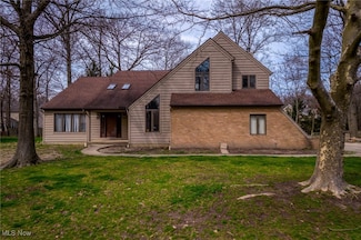 31768 Bayview Dr, Avon Lake, OH 44012