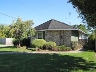 8112 Imperial Plaza Dr, Fort Wayne, IN 46835