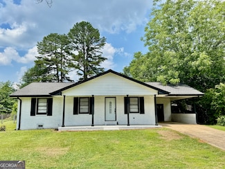 312 E Broad St, Winder, GA 30680