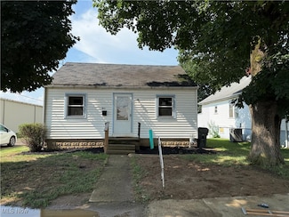 218 Vine St, Coshocton, OH 43812