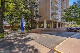1435 4th St SW Unit B803, Washington, DC 20024
