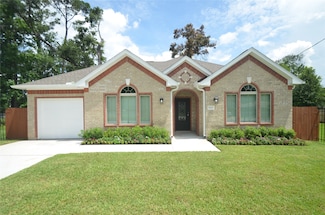 8105 Laura Koppe Rd, Houston, TX 77028