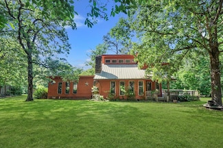 237 County Road 4751, Etoile, TX 75944