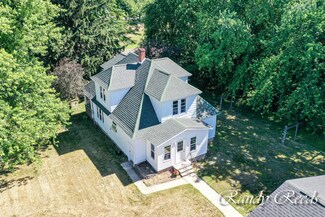 1458 Coolidge St, Conklin, MI 49403