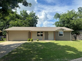 305 S Gum Ave, Broken Arrow, OK 74012