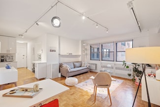 579 W 215th St Unit 5-C, New York, NY 10034