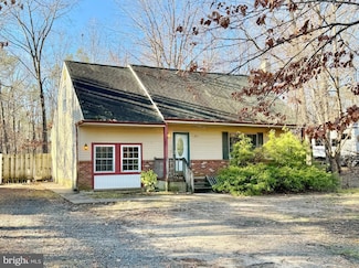 7351 Driftwood Ln, Mays Landing, NJ 08330