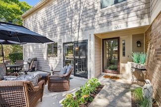 1211 Chatham Ct Unit 36A, Libertyville, IL 60048
