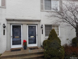 1712 Graefield Rd Unit 49, Birmingham, MI 48009