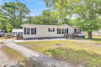 103 Sunset Ct, Hampstead, NC 28443