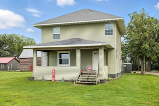 884 E 1200n Rd, Melvin, IL 60952