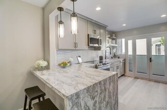 3204 Caminito Eastbluff Unit 51, La Jolla, CA 92037