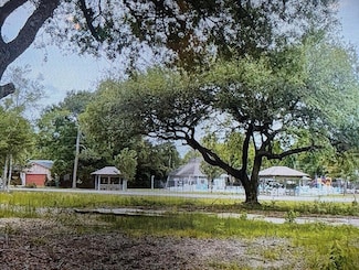 7314 Ahi Dr, Diamondhead, MS 39525