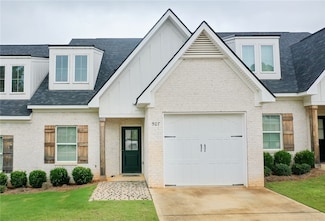 507 Cloverdale Dr, Auburn, AL 36830