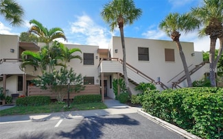 183 Pineneedle Dr, Bradenton, FL 34210