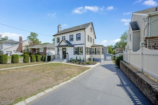 68 Cathedral Ave, Nutley, NJ 07110