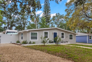121 Pennsylvania Ave, Palm Harbor, FL 34683