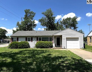 536 S Hartup St, McPherson, KS 67460