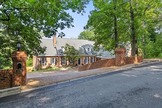 522 Rainsong Rd, Dalton, GA 30720