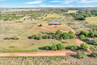 31194 E County Road 1330 Rd, Willow, OK 73673